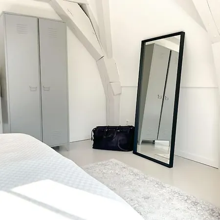 Wijnkopershuis Hendricksz Apartman *