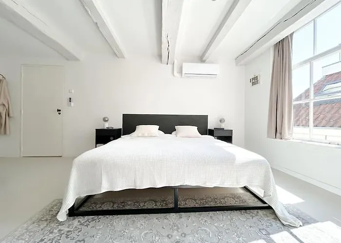 Wijnkopershuis Hendricksz Apartment *