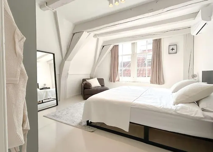 Wijnkopershuis Hendricksz Apartment Amsterdam